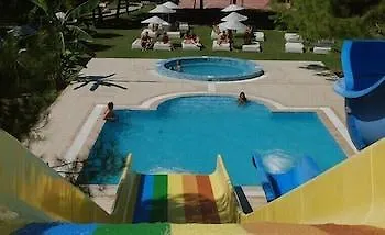 Hotel Flora Suites Soğucak 3*,  Tyrkiet